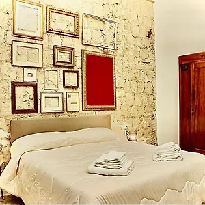 apt-la-dimora-di-mary-naples.hotels-amalfi.com/