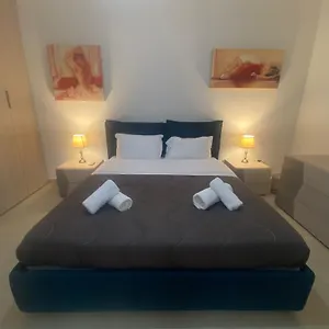 new-2-bedroom-seaview-sliema-apartment.qawrahotelsmalta.org/